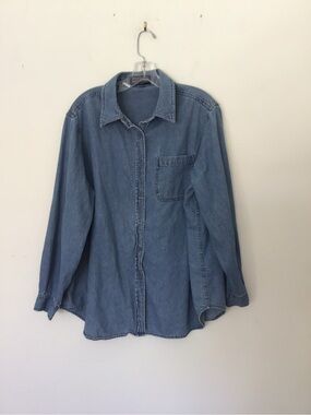 Newton Trading Co Denim Button Up Shirt Women’s Chambray Long Sleeve Top XL